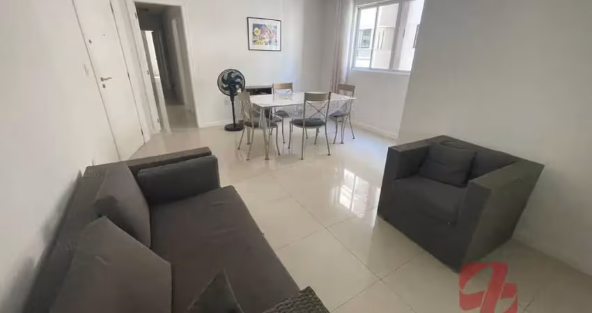 Apartamento  em Meia Praia  -  Itapema