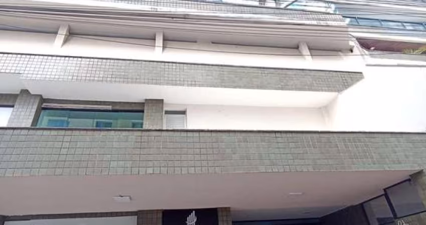 Apartamento em Meia Praia  -  Itapema