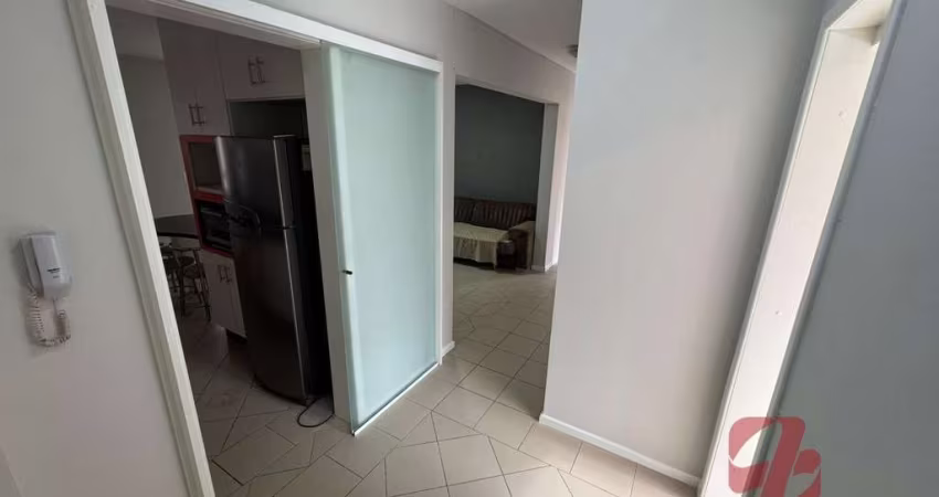 Apartamento em Meia Praia  -  Itapema
