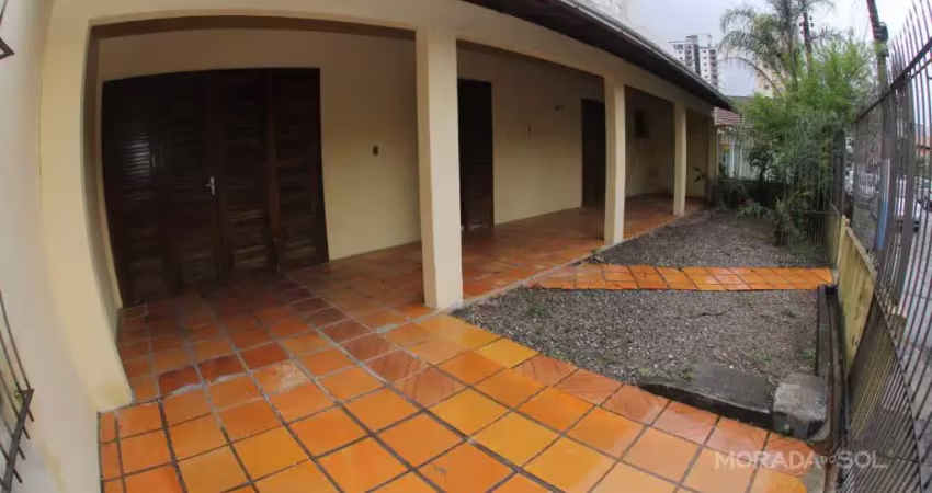 Casa com 3 quartos para alugar em Meia Praia, Itapema 