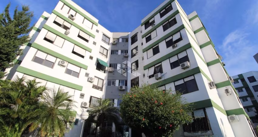 Apartamento de 2 dormitórios e 1 vaga, mobiliado com vista para o Guaíba!