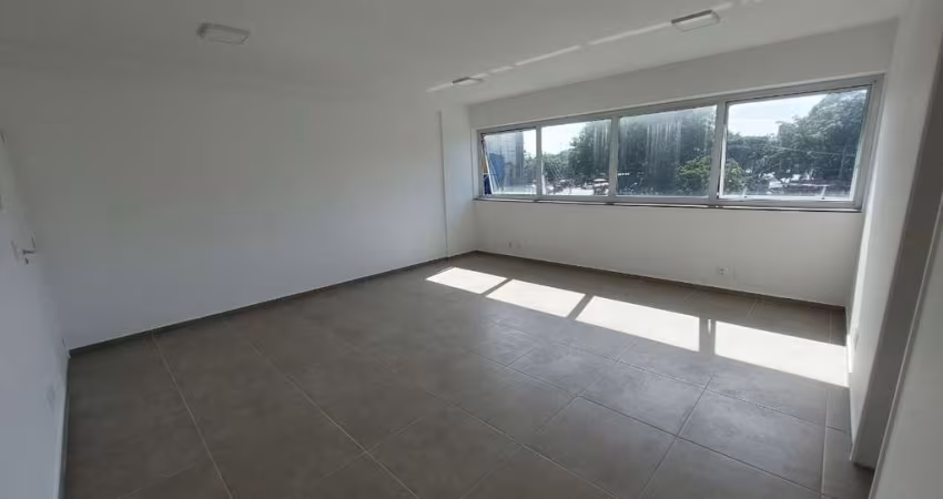 Agradável conjunto comercial para locação, 32m²