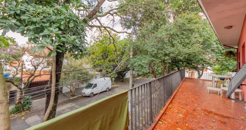 Deslumbrante sobrado para venda com 3 quartos, sendo 1 suíte, 288m²