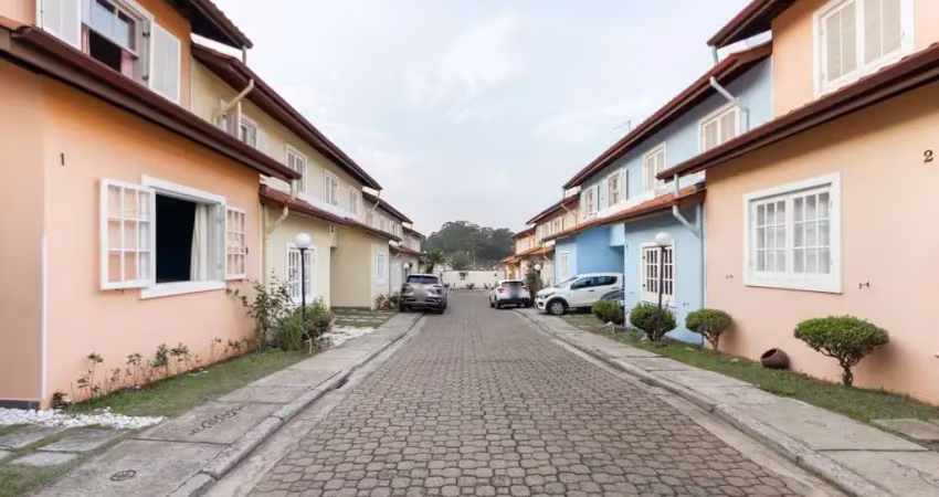 Sensacional casa em condomínio para venda com 3 quartos, sendo 1 suíte, 131m²