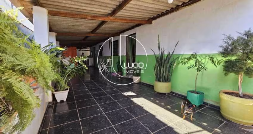 Casa com 5 quartos à venda na Rodovia BR-060, Residencial Buritis, Anápolis