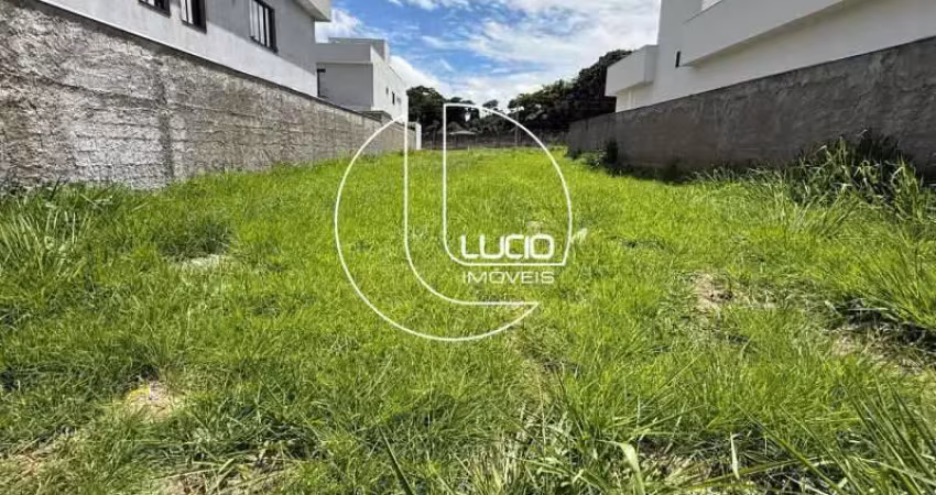 Terreno à venda na Avenida GT 2, Condomínio Residencial Grand Trianon, Anápolis