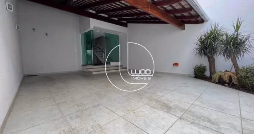 Casa com 3 quartos à venda na Rua FC 15, Residencial Flor do Cerrado, Anápolis