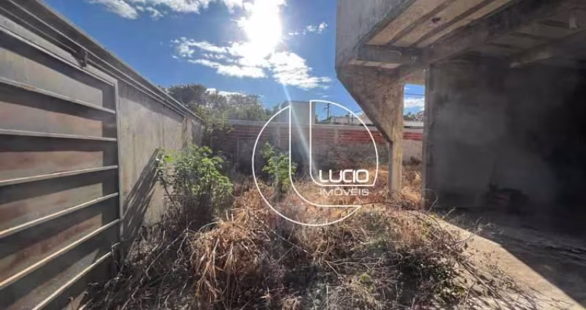 Casa com 4 quartos à venda na Rua S-071, Anápolis City, Anápolis