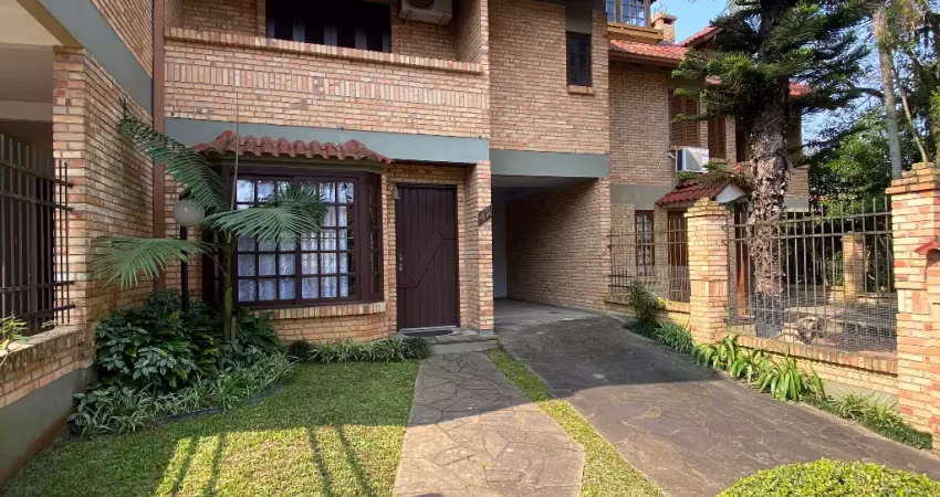 Casa com 3 quartos à venda na Rua José Kanan Aranha, 42, Jardim Isabel, Porto Alegre