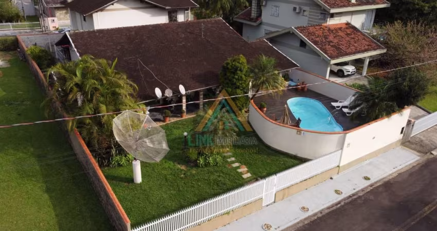 Casa com 7 quartos à venda no Centro, Pomerode 