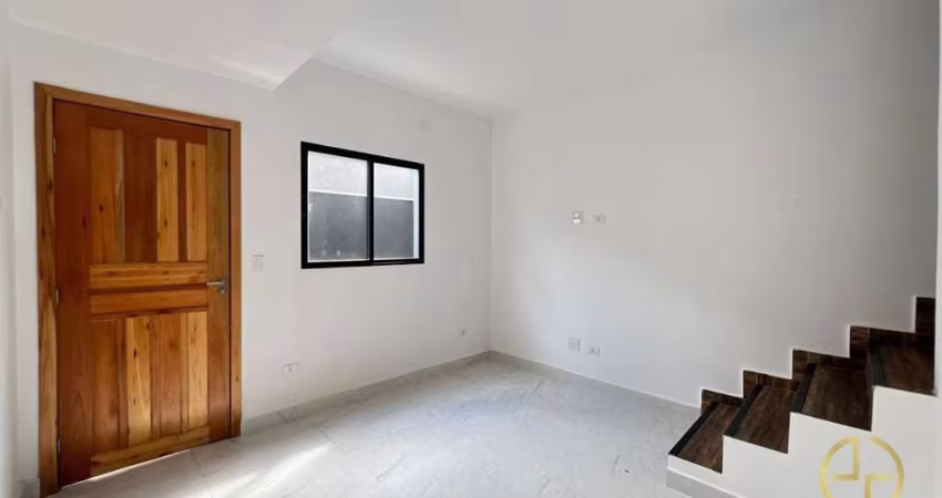Casa com 2 dormitórios à venda, 56 m² por R$ 370.000,00 - Aviação - Praia Grande/SP