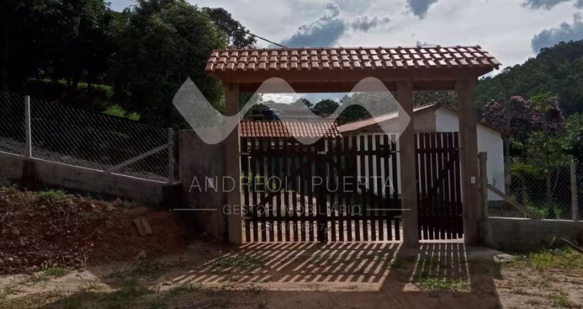 Chácara com casa nova em Moreiras - Mairinque
