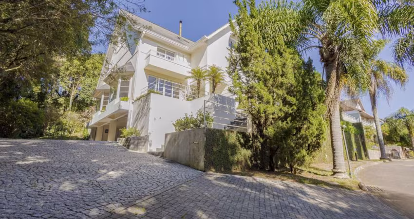 Casa no Vista Alegre, de 534,89m², com 4 quartos, Condominio G