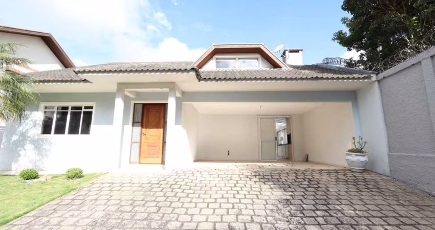 Casa em condominio em SANTA FELICIDADE com 208,39 m²