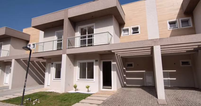 Venda Sobrado em Condomínio 03 Quartos Campo Comprido Curitiba