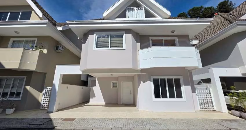Sobrado com 4 dormitórios para alugar, 246 m² por R$ 9.453,36/
