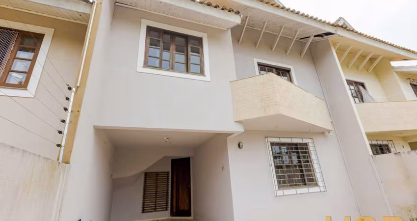Sobrado em Santa Felicidade de 140,89 m² com 3 quartos
