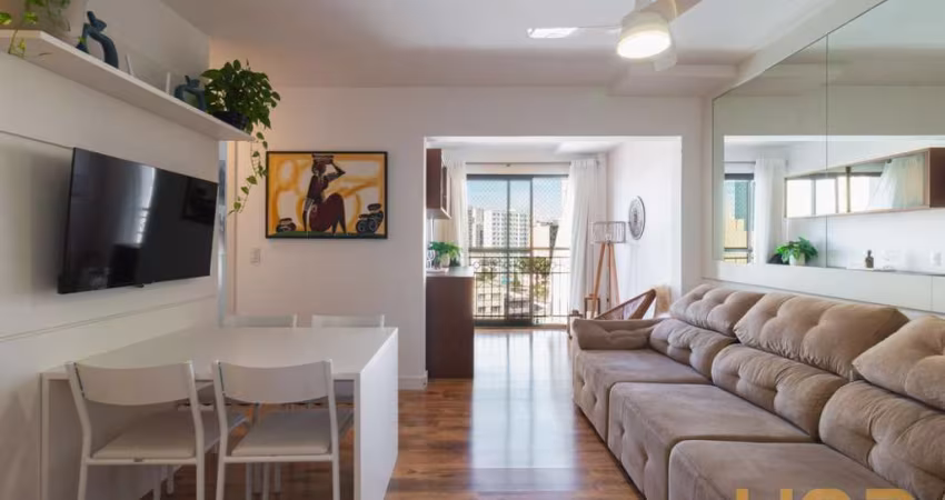 APARTAMENTO 2 QUARTOS - ÁREA TOTAL DE 96,75 m² - CENTRO - REF