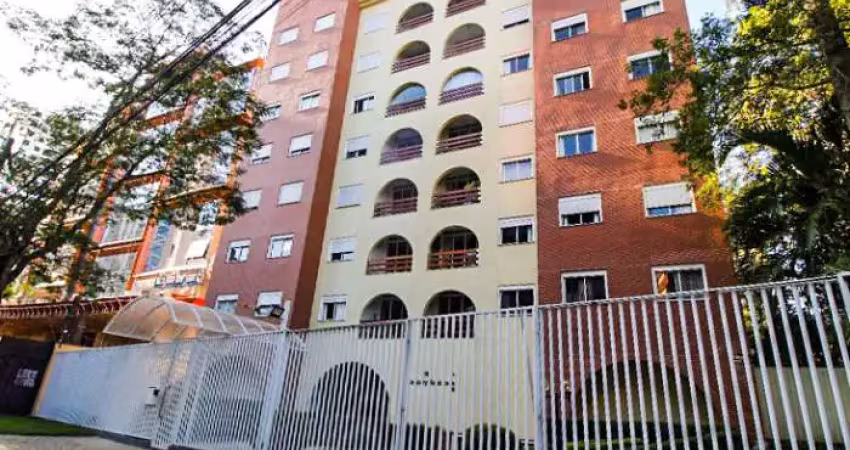 Apartamento 03 dormitórios 180,11 m² Cabral Country Residence