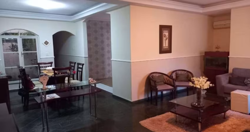 Casa com 3 dormitórios à venda, 310 m² por R$ 1.908.000,00 - Jardim - Santo André/SP