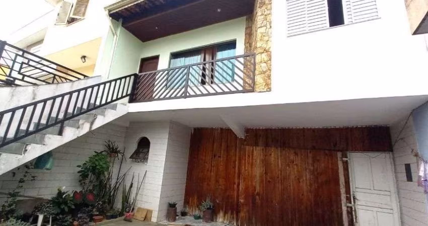 Sobrado com 3 dormitórios à venda, 302 m² por R$ 1.080.000,00 - Campestre - Santo André/SP