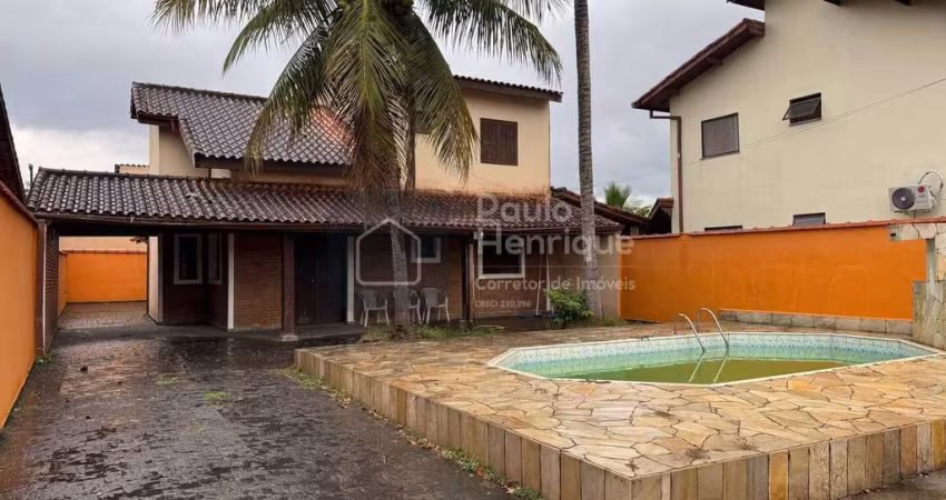 Sobrado com Piscina à Venda no Pontal Santa Marina