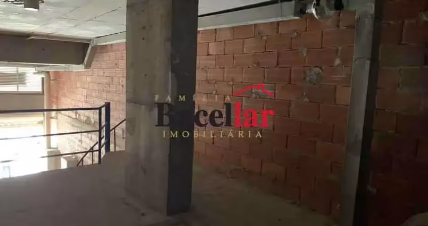 Ponto comercial com 1 sala para alugar na Rua Mariz e Barros, Maracanã, Rio de Janeiro