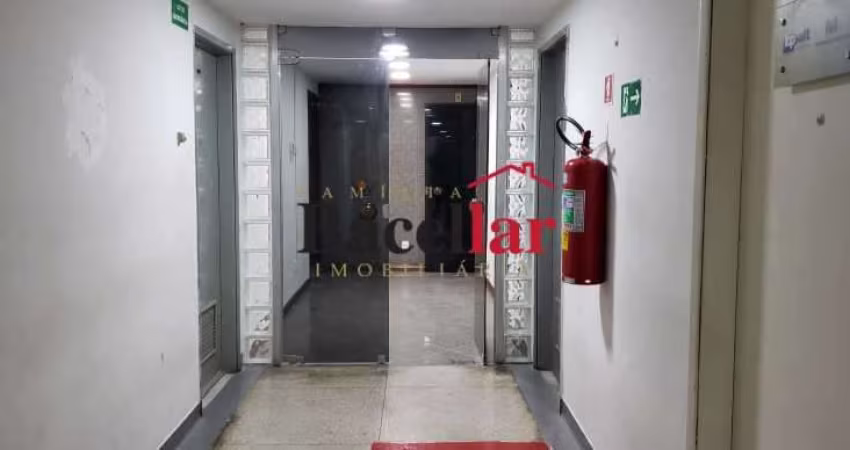 Sala comercial para alugar na Avenida Presidente Vargas, Centro, Rio de Janeiro