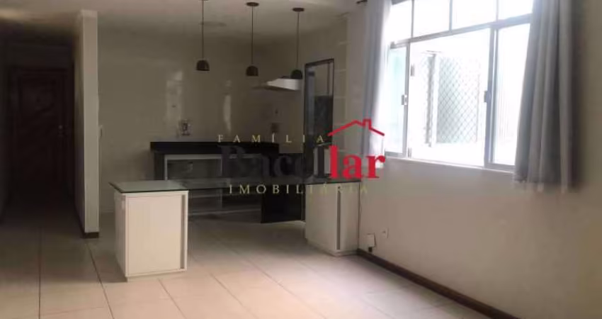 Apartamento com 2 quartos para alugar na Rua Magno Martins, Freguesia (Ilha do Governador), Rio de Janeiro