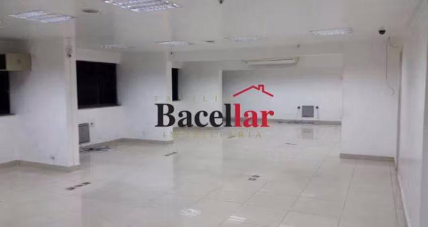 Sala comercial à venda na Rua Uruguaiana, Centro, Rio de Janeiro