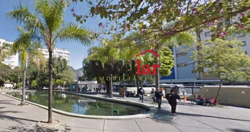 Ponto comercial com 4 salas para alugar na Pra ça Saenz Peña, Tijuca, Rio de Janeiro