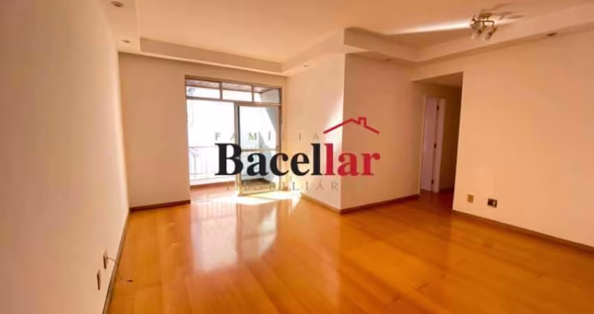 Apartamento com 2 quartos para alugar na Rua Luís Barbosa, Vila Isabel, Rio de Janeiro