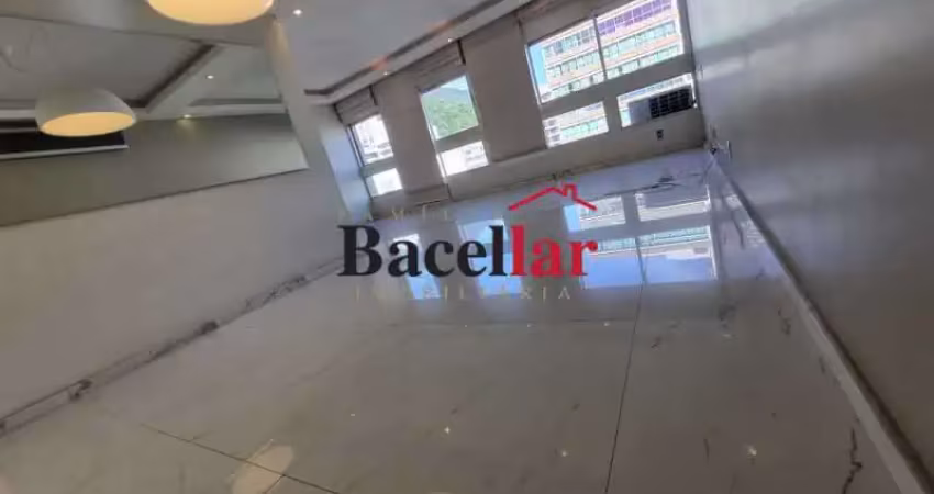 Apartamento com 3 quartos à venda na Rua Itacuruçá, Tijuca, Rio de Janeiro