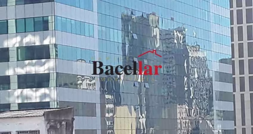 Sala comercial com 1 sala para alugar na Rua da Alfândega, Centro, Rio de Janeiro