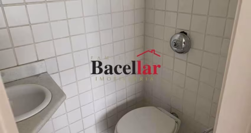 Sala comercial com 1 sala para alugar na Travessa Padre Damião, Tijuca, Rio de Janeiro