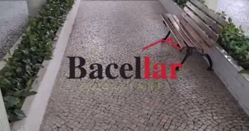 Apartamento com 2 quartos à venda na Rua Botucatu, Grajaú, Rio de Janeiro