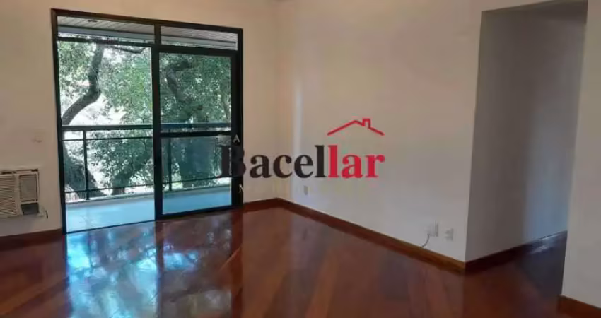 Apartamento com 3 quartos para alugar na Rua Doutor Otávio Kelly, Tijuca, Rio de Janeiro