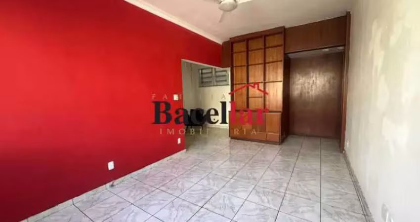 Apartamento com 2 quartos para alugar na Rua Doutor Otávio Kelly, Tijuca, Rio de Janeiro