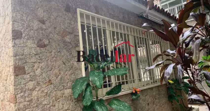 Casa com 8 quartos à venda na Rua Guaxupé, Tijuca, Rio de Janeiro