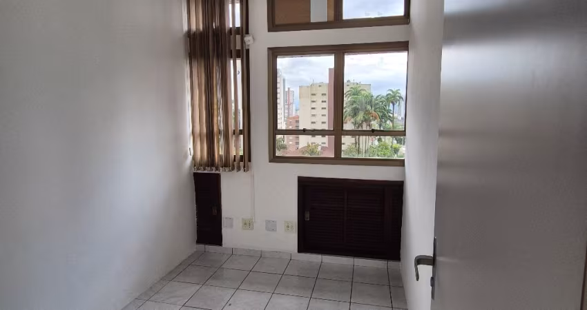 OPORTUNIDADE!!! SALA COMERCIAL.  DE FRENTE.