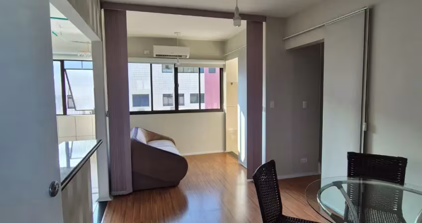 Oportunidade. lindooooo apartamento... frente total.  reformado