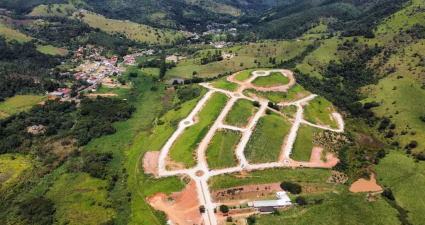 LOTES a partir de 300m² próximo a ATIBAIA | Área de Lazer | Facilitado | Lindo local