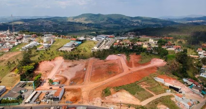 Próximo ao Centro de Bom Jesus dos Perdões | Lotes a partir de 150m² | Facilitado