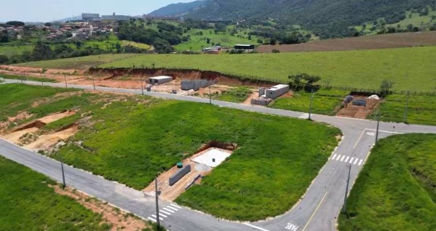Lotes Residenciais e Mistos a partir de 250m² em Extrema | Lagos e Lazer | Facilitado