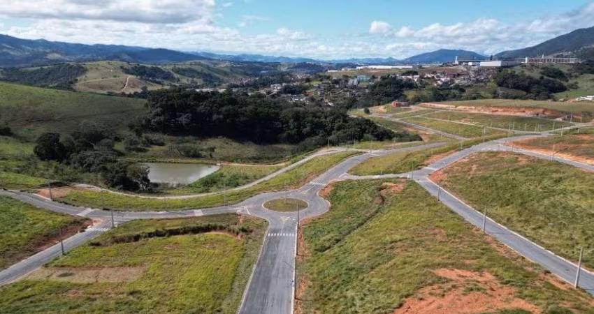 LOTES COMERCIAIS a partir de 250m² em EXTREMA | Área de Lazer e Lagos | Pagto Facilitado