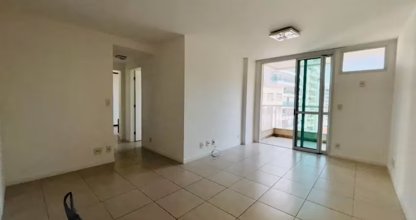 Apartamento de 2 quartos com suíte, vaga, varanda e lazer completo a venda em santa rosa - niterói