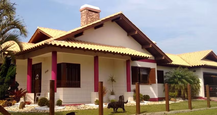 Casa com 5 quartos à venda no Centro, Tramandaí 