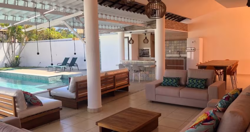 LINADA CASA COM 4/4 - PISCINA E CHURRASQUEIRA EM VILAS DO ATLANTICO - BA ( ALUGUEL)