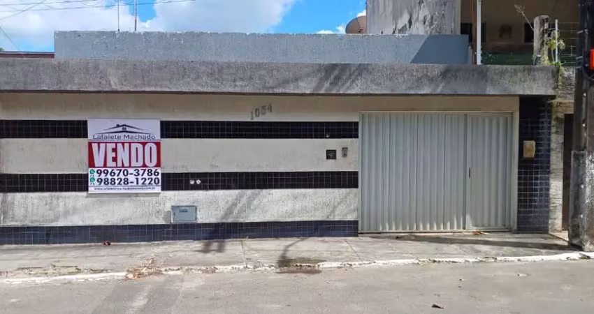 Casa para Venda em Simões Filho, Cia 1, 5 dormitórios, 1 suíte, 1 banheiro, 1 vaga