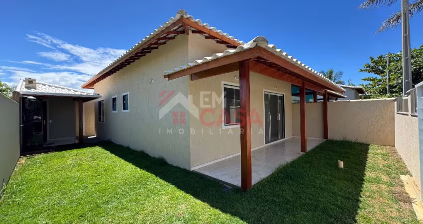 vende casa com área gourmet e suíte em Unamar, Cabo Frio.